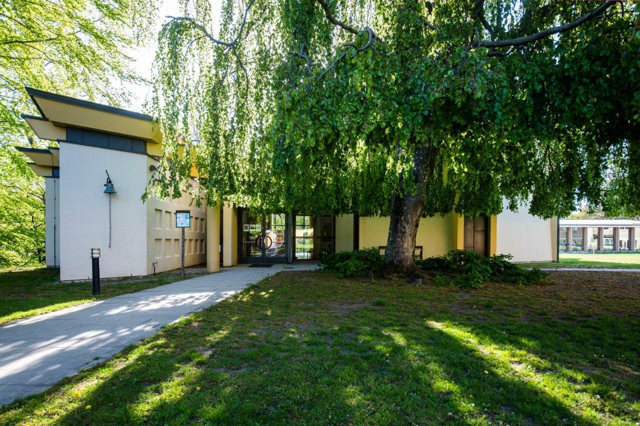 ホテル Stiftsgarden Akersberg Höör エクステリア 写真